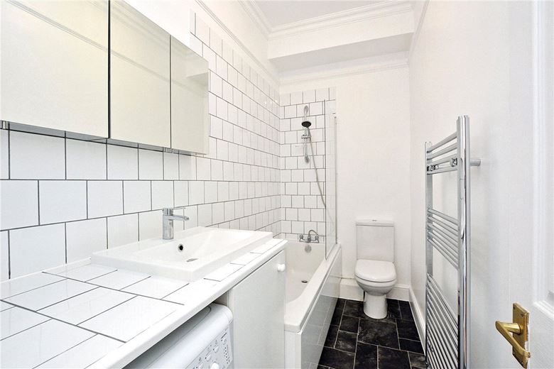 1 bedroom flat, Mortlake High Street, London SW14 - Sold