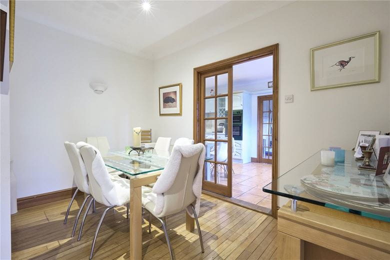 6 bedroom house, Warrington Street, Newmarket CB8 - Available