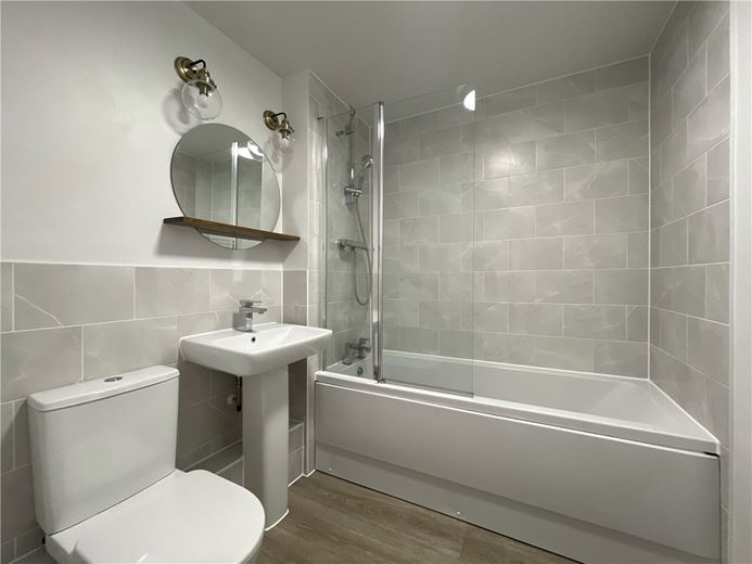 3 bedroom flat, Galton Road, Cambridge CB3 - Available