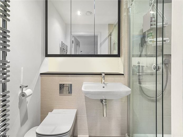 3 bedroom flat, Harrison Drive, Cambridge CB2 - Available