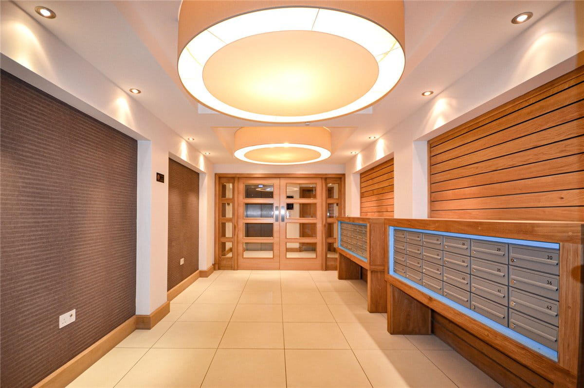 2 bedroom flat, Kingsley Walk, Cambridge CB5 - Sold