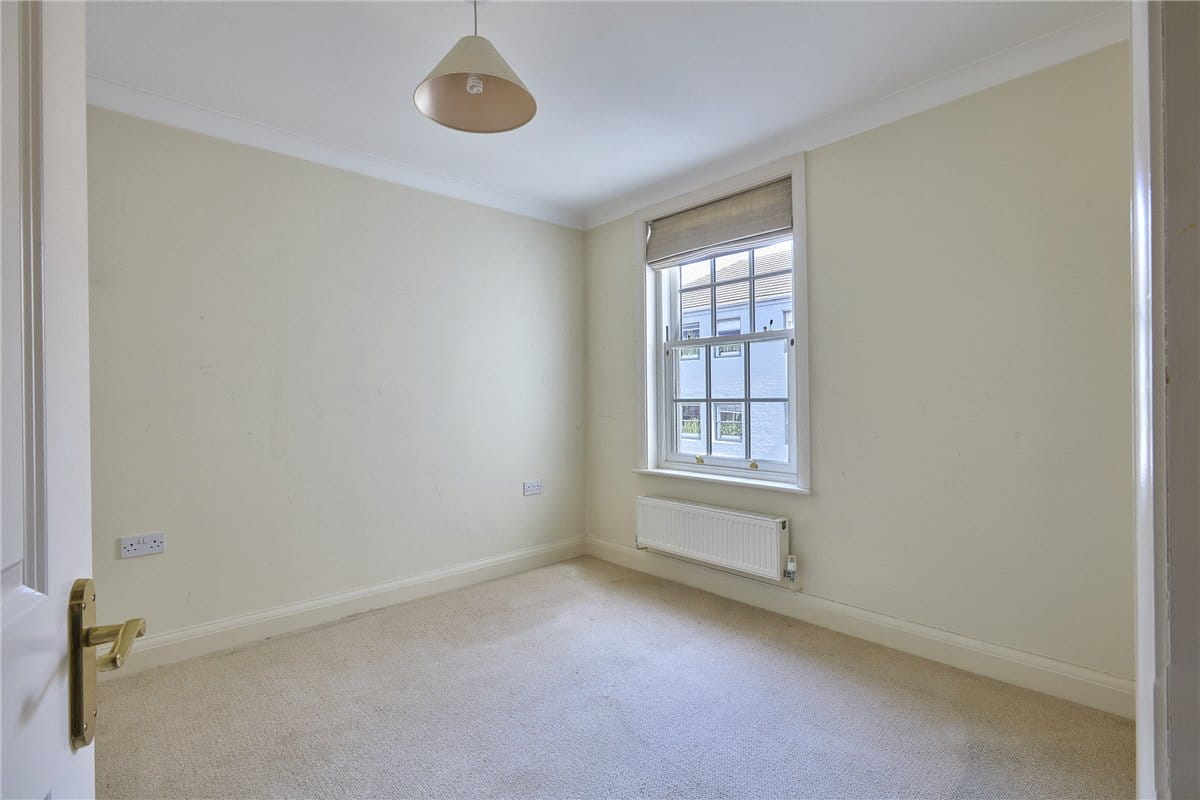 2 bedroom flat, Felbrigge House, 39 Hills Road CB2 - Sold