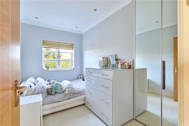 4 bedroom house, Mill Reef, Newmarket CB8 - Available