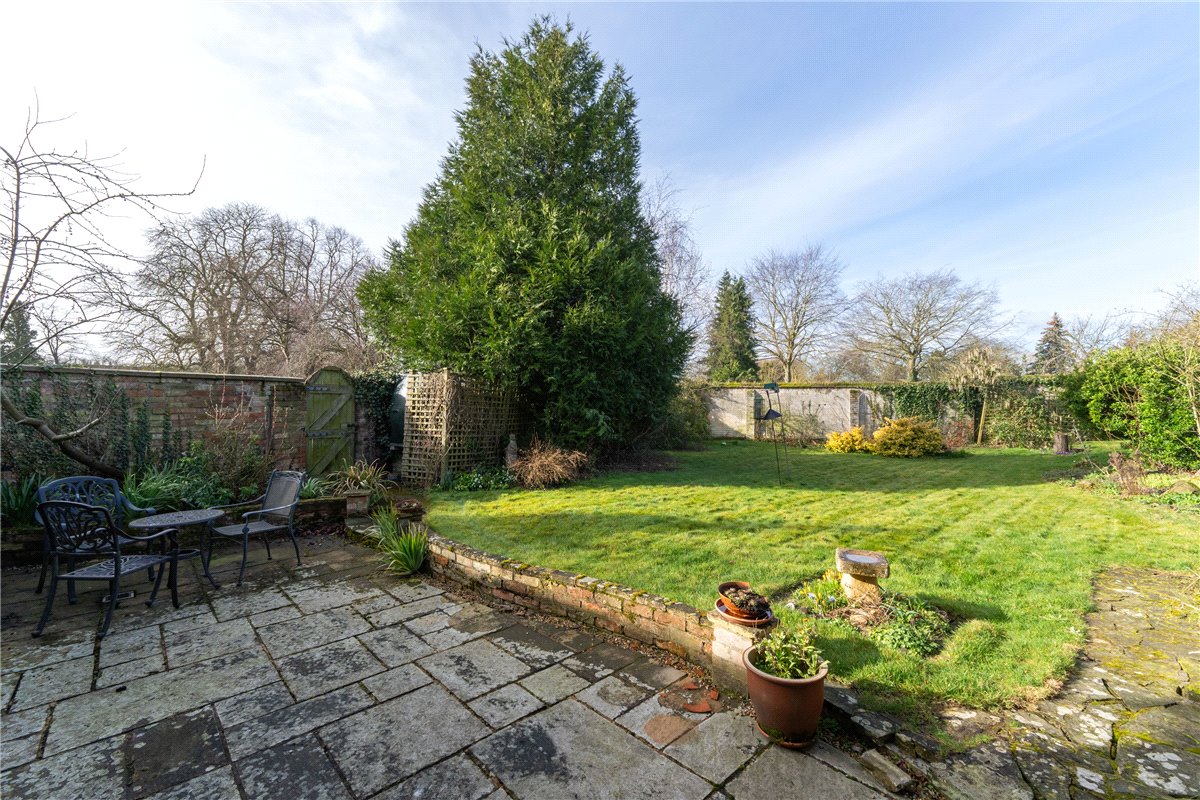 4 bedroom house, Coach Drive, Harlton CB23 - Sold STC