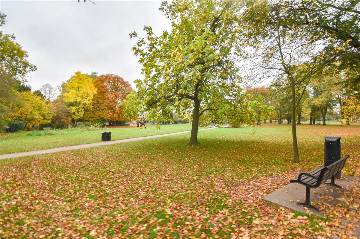 2 bedroom flat, Christ's Lane, Cambridge CB1 - Available