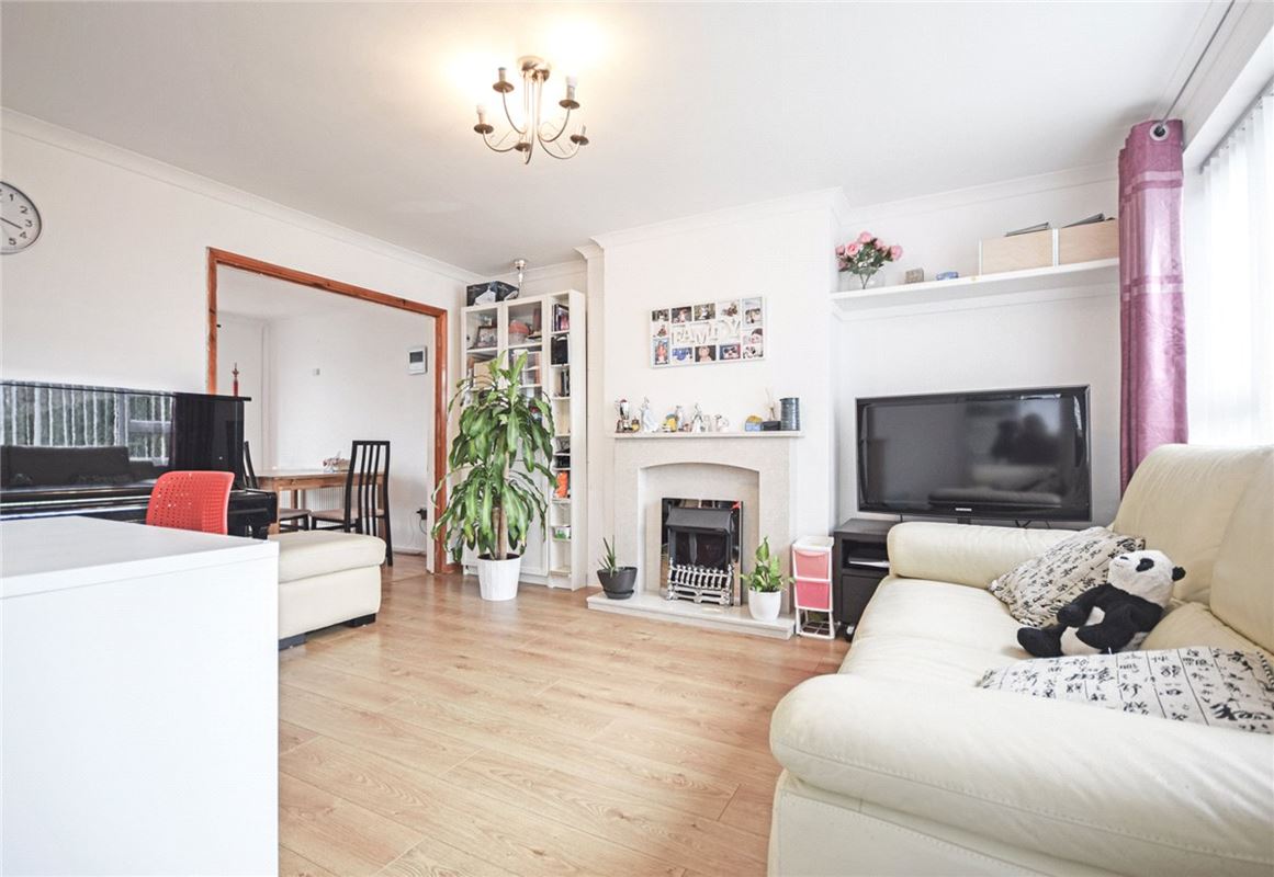 4 bedroom house, Foxs Way, Comberton CB23 - Sold