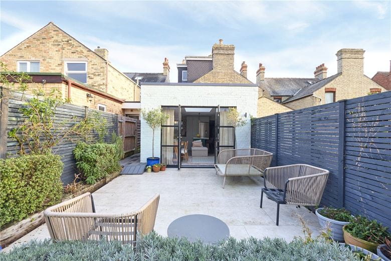 3 bedroom house, High Street, Cherry Hinton CB1 - Available