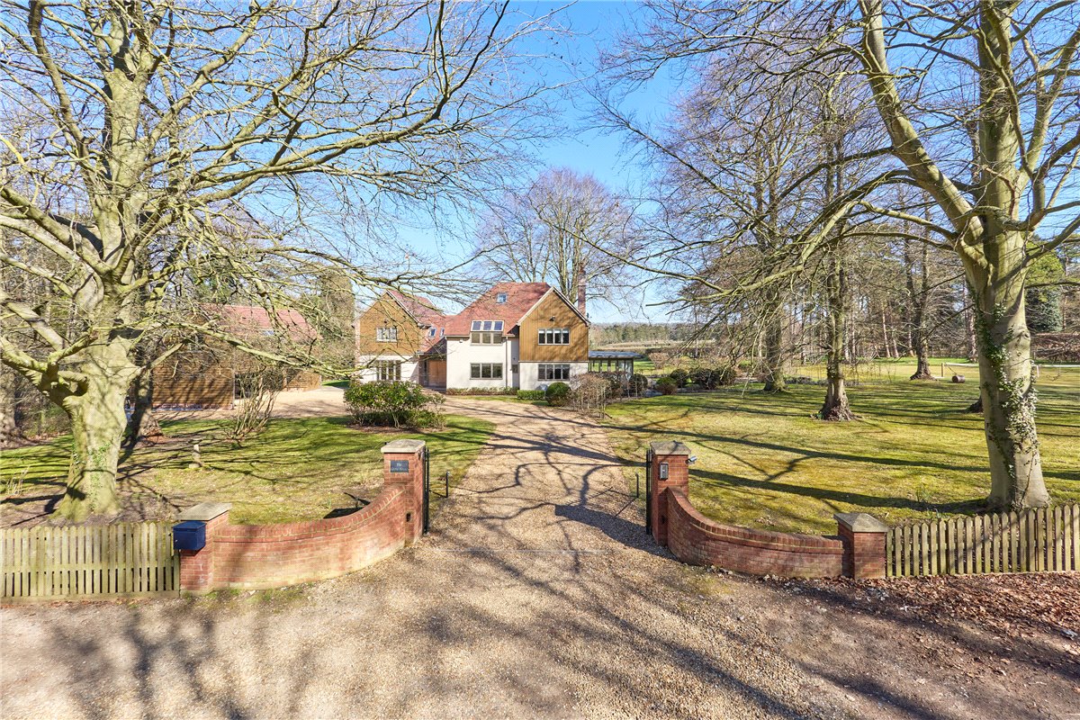 5 bedroom house, Centre Drive, Newmarket CB8 - Sold STC