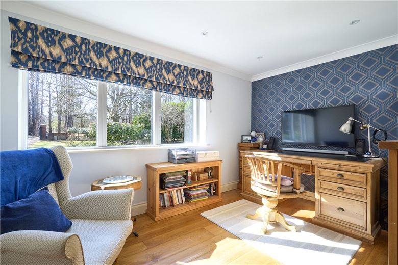 5 bedroom house, Centre Drive, Newmarket CB8 - Sold STC