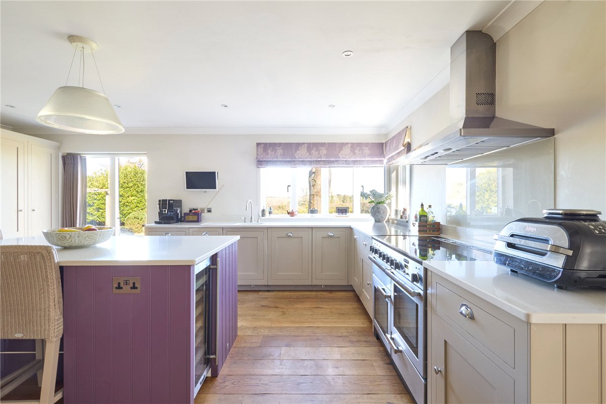 5 bedroom house, Centre Drive, Newmarket CB8 - Sold STC