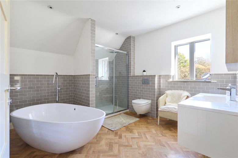 5 bedroom house, Centre Drive, Newmarket CB8 - Sold STC