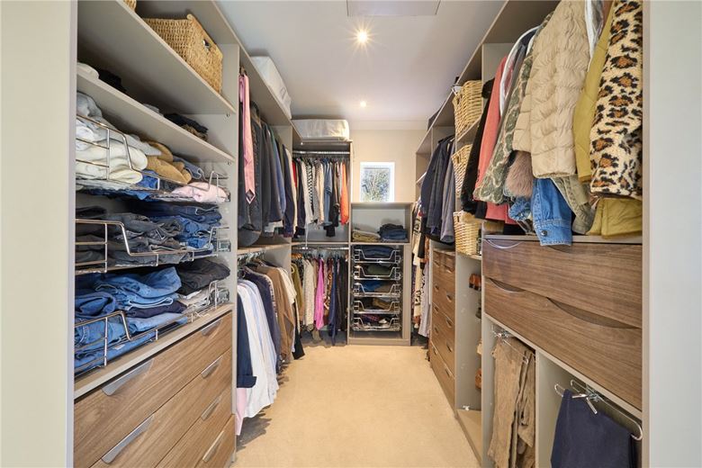 5 bedroom house, Centre Drive, Newmarket CB8 - Sold STC