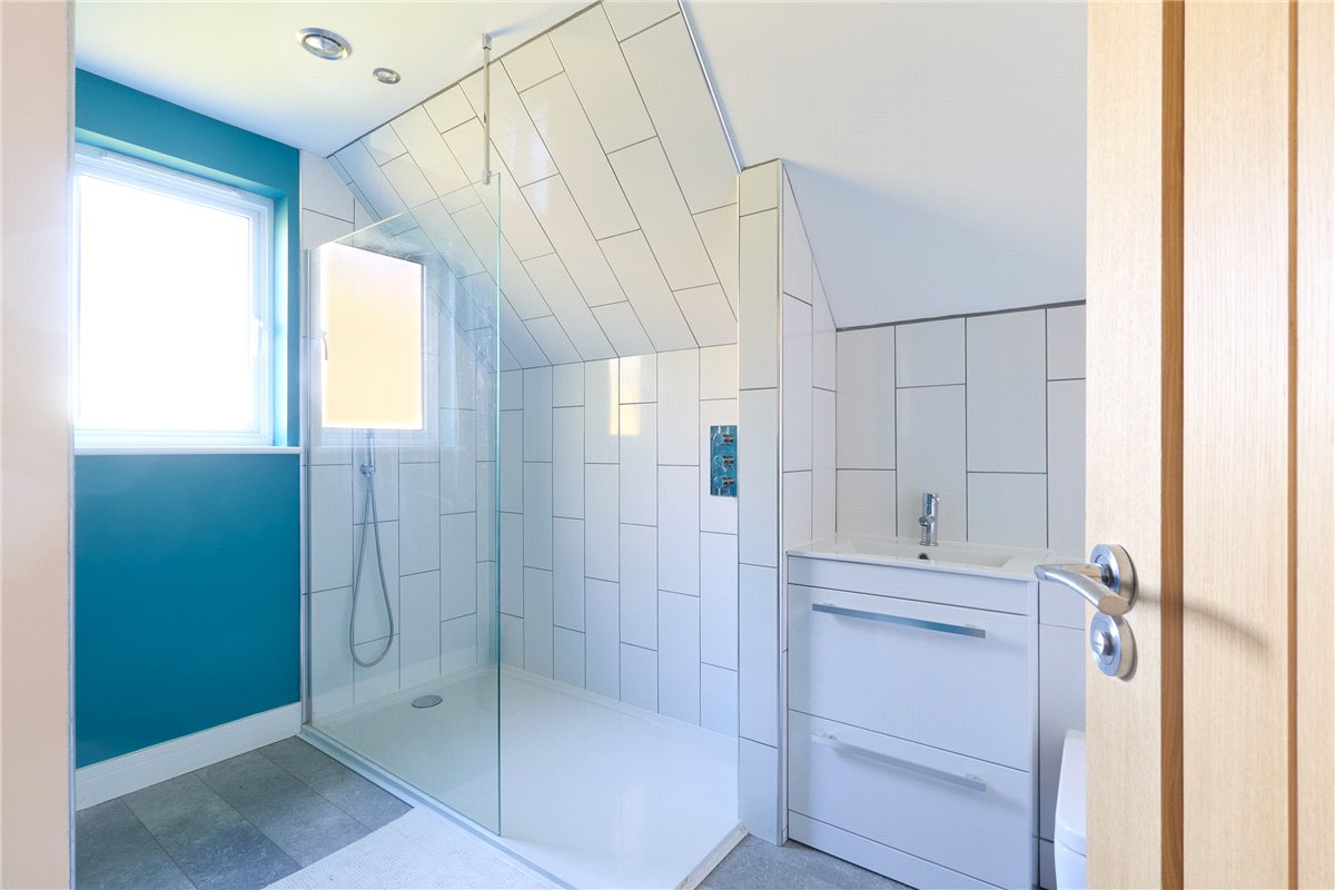 5 bedroom house, Centre Drive, Newmarket CB8 - Sold STC