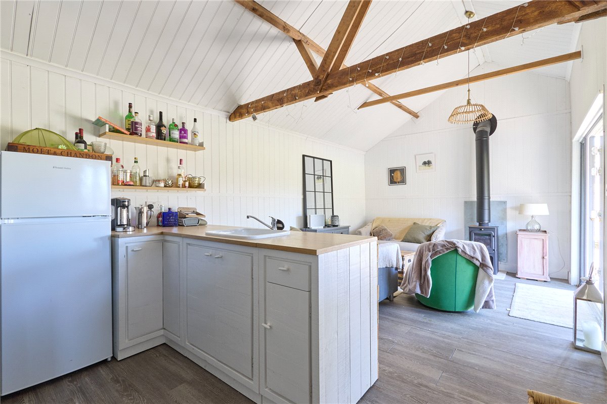 5 bedroom house, Centre Drive, Newmarket CB8 - Sold STC