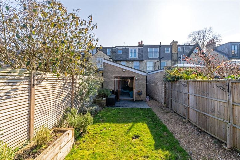 3 bedroom house, Humberstone Road, Cambridge CB4 - Sold