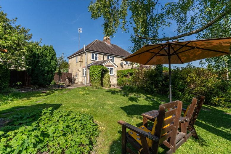 3 bedroom house, Queens Meadow, Cambridge CB1 - Available