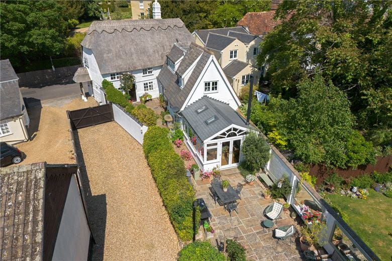 5 bedroom house, High Street, Melbourn SG8 - Available