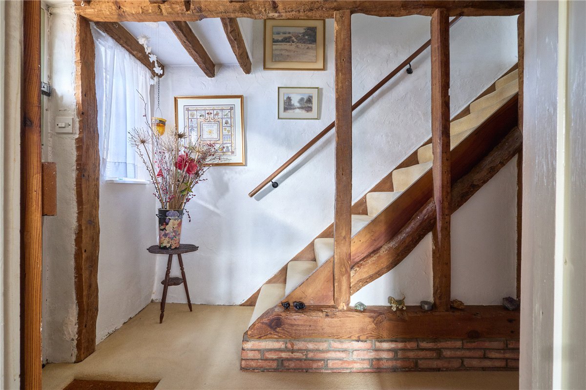 5 bedroom house, High Street, Melbourn SG8 - Available