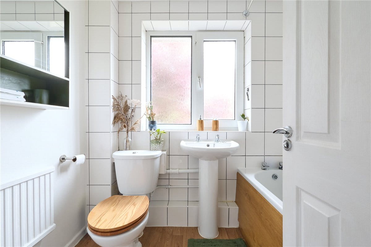 3 bedroom house, St. Thomas Close, Comberton CB23 - Sold