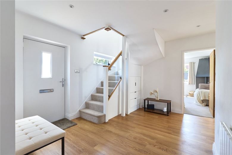 4 bedroom house, Newmarket Road, Kennett CB8 - Sold