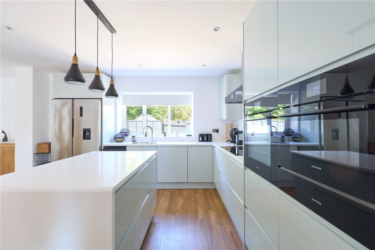 4 bedroom house, Newmarket Road, Kennett CB8 - Sold