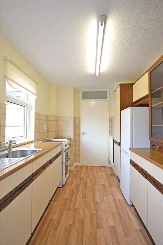 2 bedroom flat, Minerva Way, Cambridge CB4 - Available