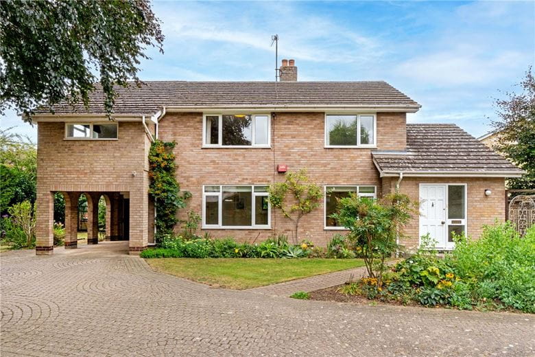 5 bedroom house, Scotts Gardens, Whittlesford CB22 - Sold STC