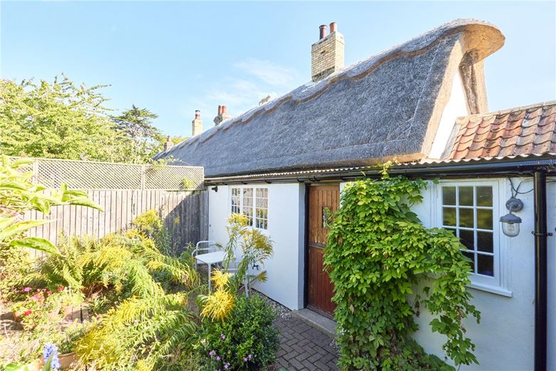 2 bedroom house, Station Road, Histon CB24 - Sold STC