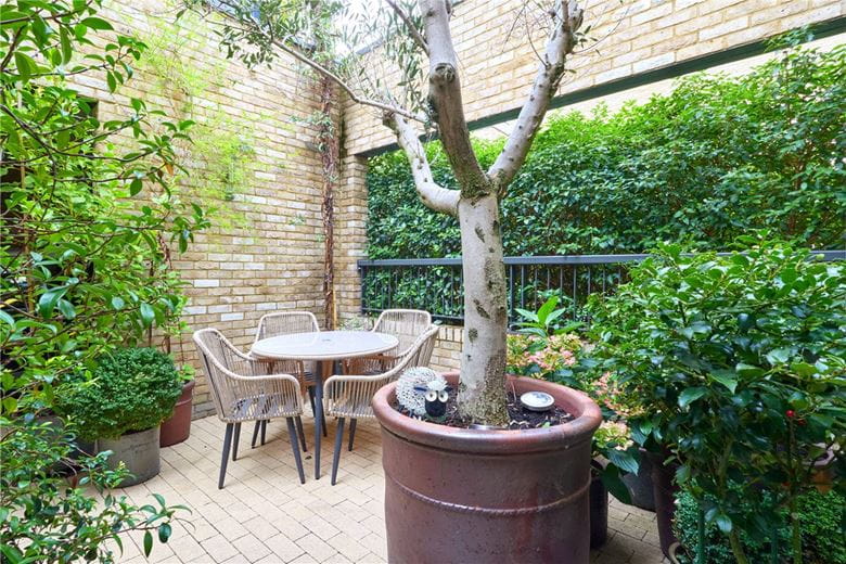 3 bedroom house, Windmill Drive, Trumpington CB2 - Available