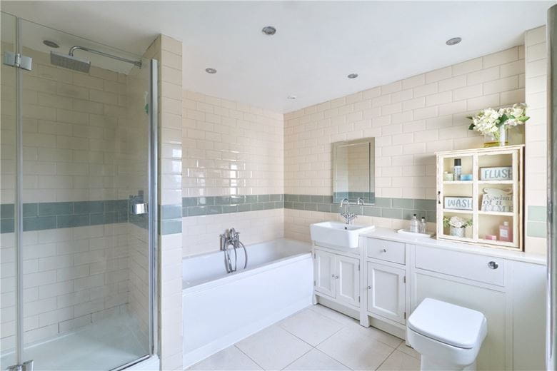 5 bedroom house, Water Lane, Oakington CB24 - Available