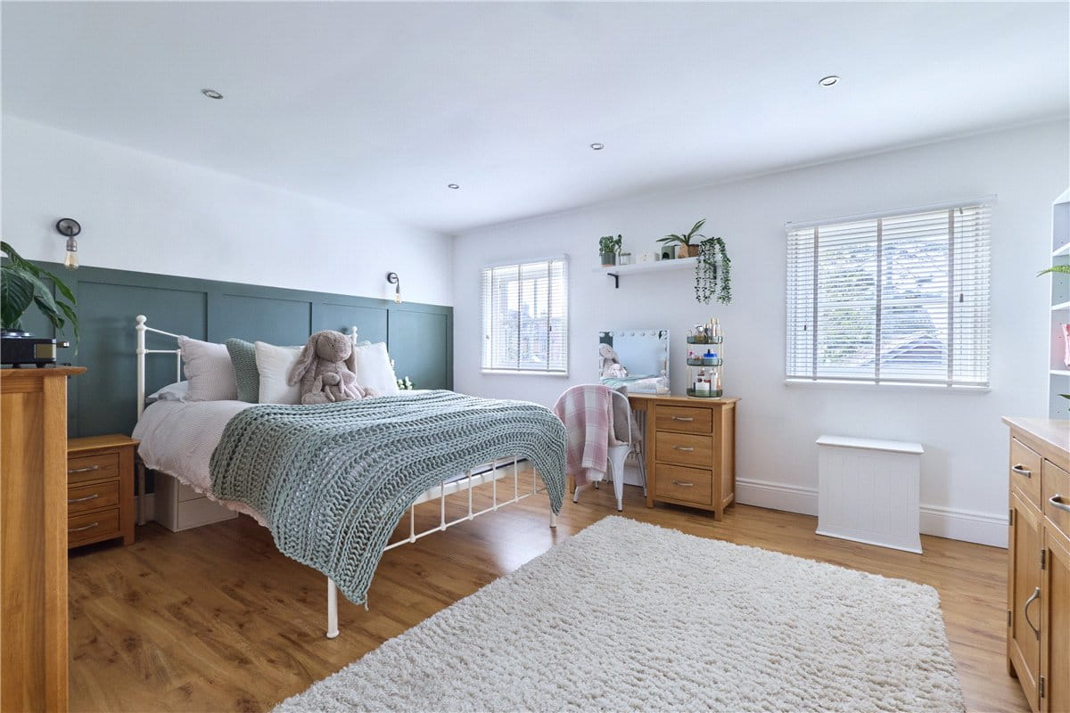 5 bedroom house, Water Lane, Oakington CB24 - Available