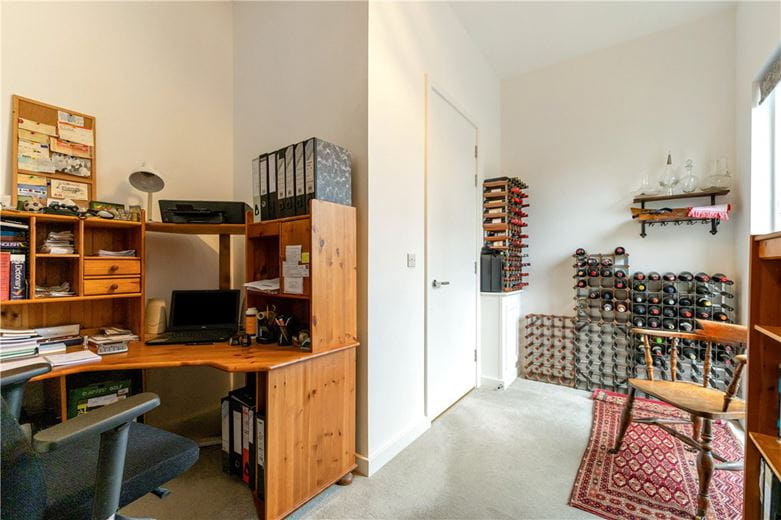 4 bedroom house, Windmill Drive, Trumpington CB2 - Available