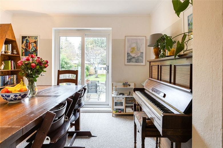 3 bedroom house, Holbrook Road, Cambridge CB1 - Available