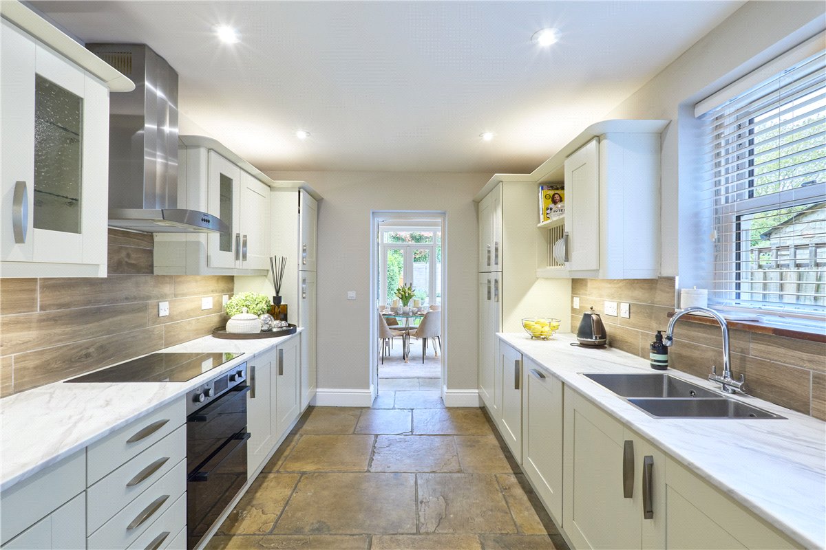 3 bedroom house, Clare Street, Cambridge CB4 - Available