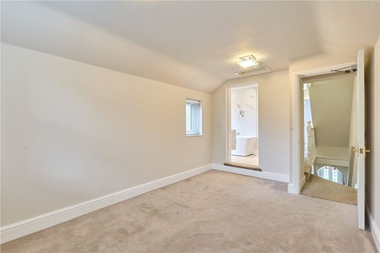 3 bedroom house, Clare Street, Cambridge CB4 - Available