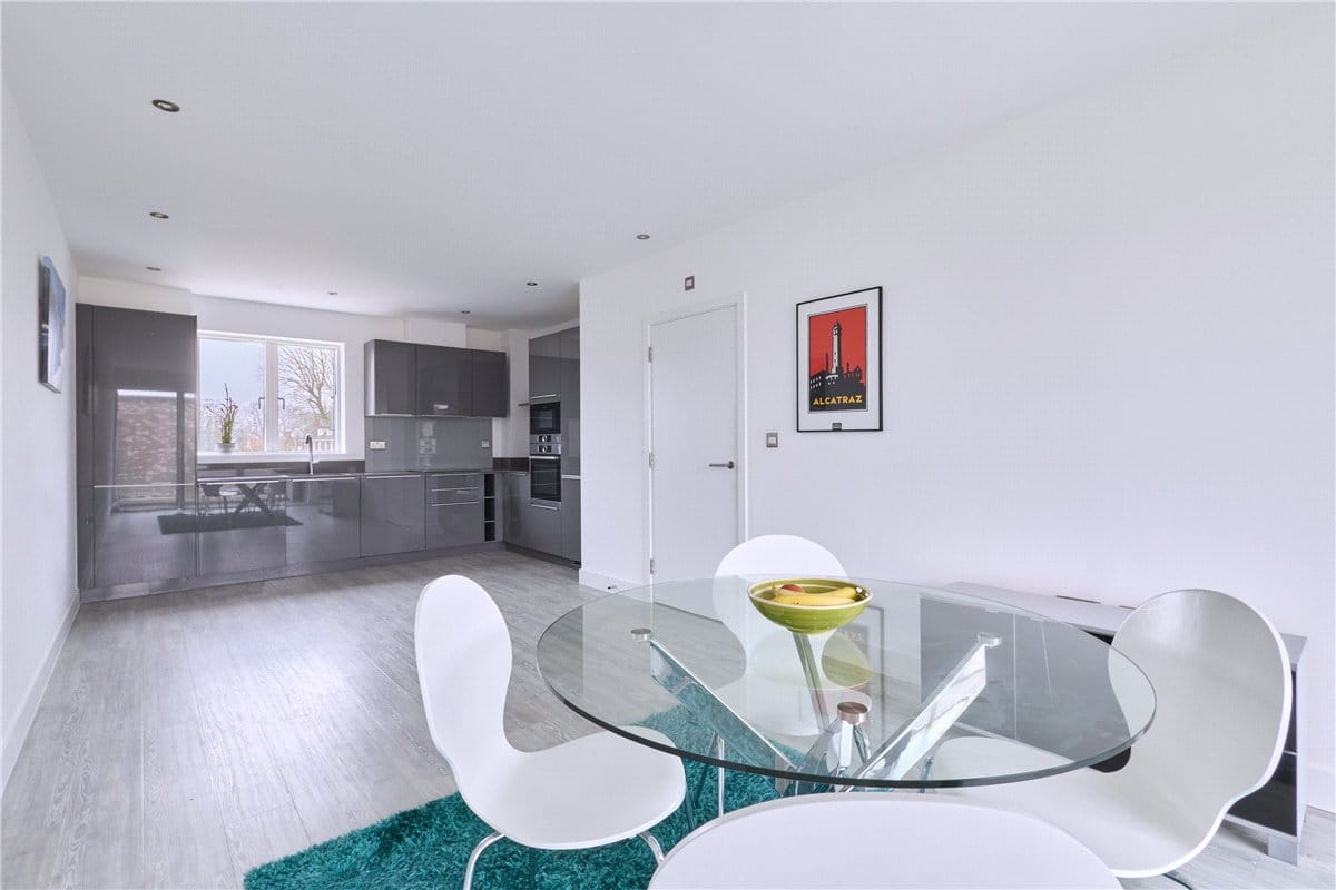 2 bedroom flat, Knightly Avenue, Cambridge CB2 - Available