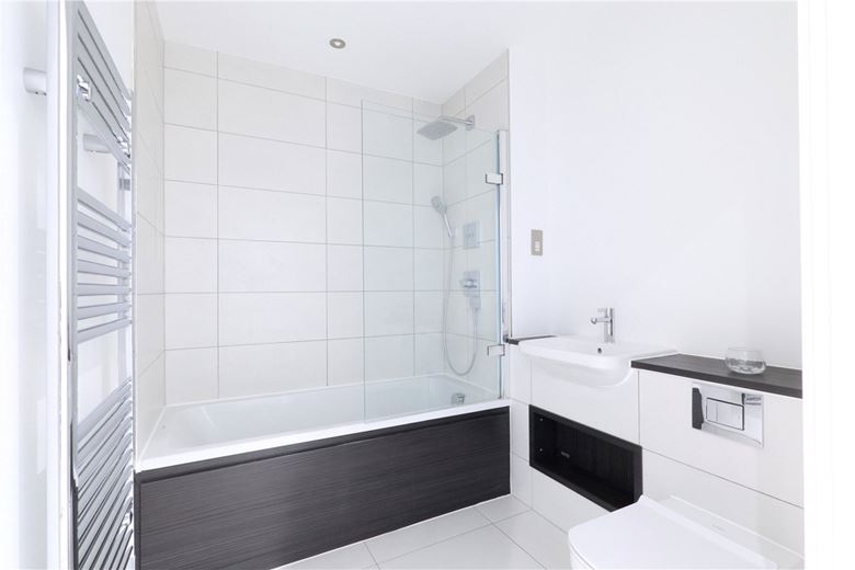 2 bedroom flat, Knightly Avenue, Cambridge CB2 - Available