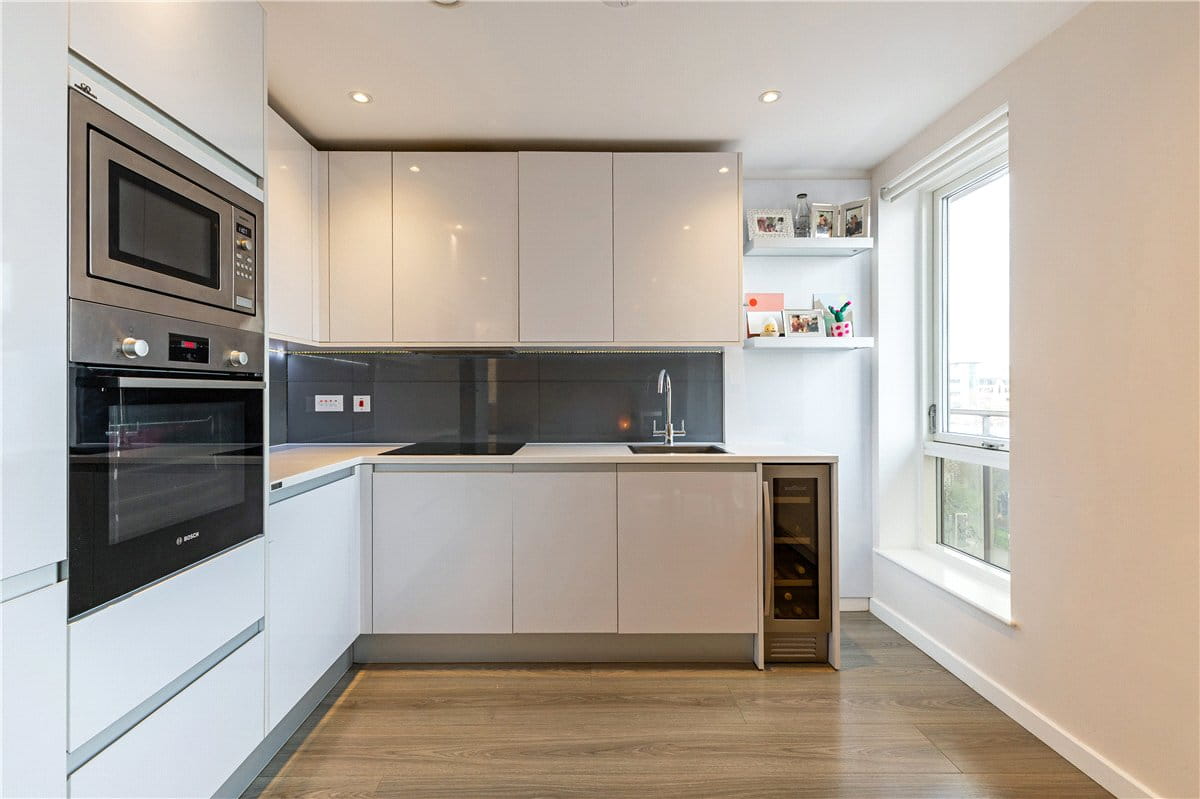 2 bedroom flat, Hills Road, Cambridge CB2 - Available