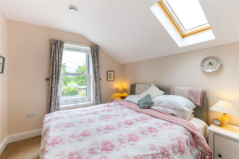 4 bedroom house, Fulbrooke Road, Cambridge CB3 - Available