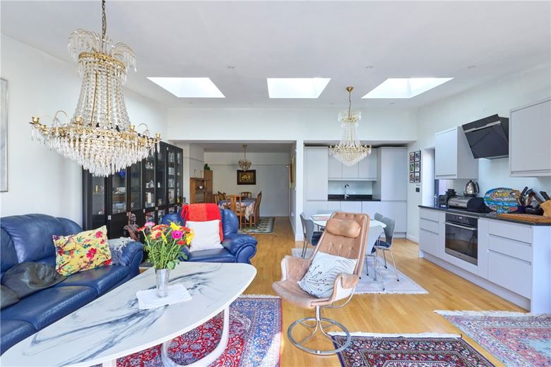 3 bedroom house, Orchard Avenue, Cambridge CB4 - Sold STC