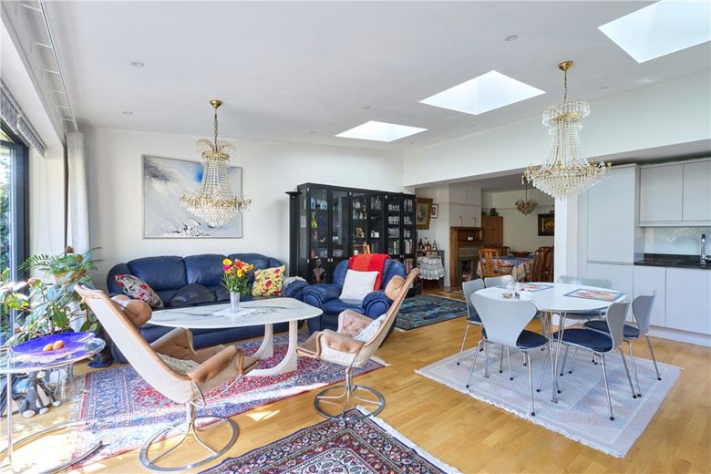 3 bedroom house, Orchard Avenue, Cambridge CB4 - Sold STC