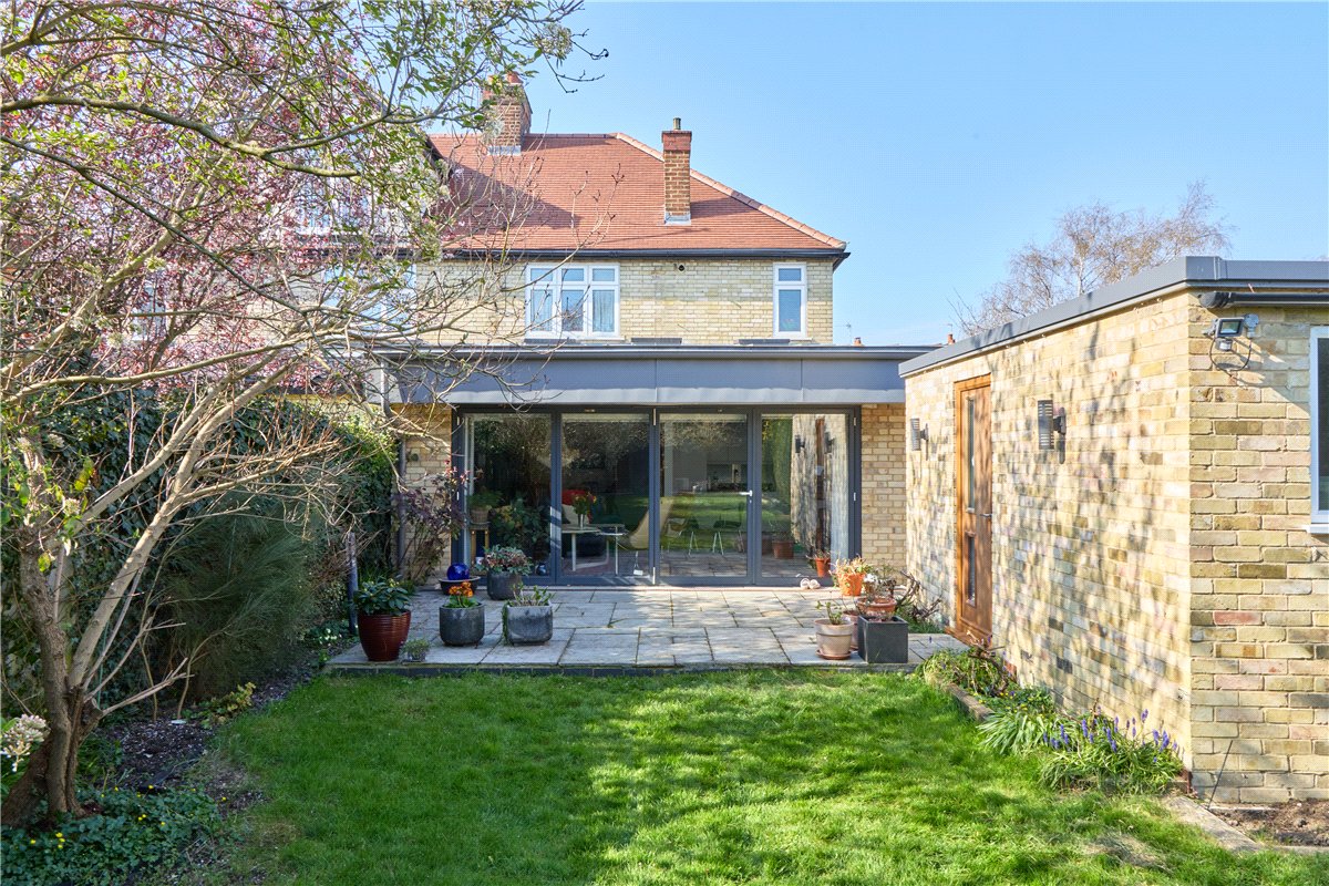 3 bedroom house, Orchard Avenue, Cambridge CB4 - Sold STC