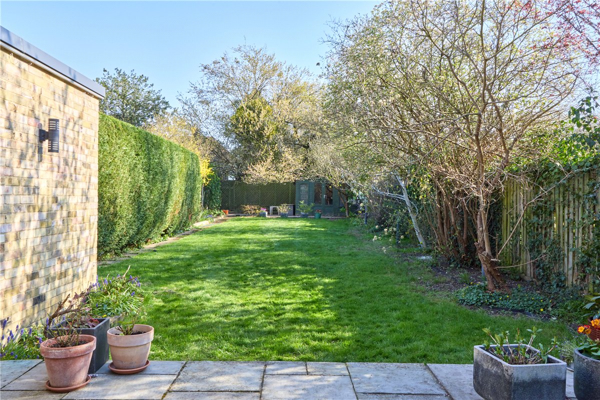 3 bedroom house, Orchard Avenue, Cambridge CB4 - Sold STC