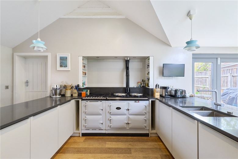 5 bedroom house, Station Road, Histon CB24 - Available