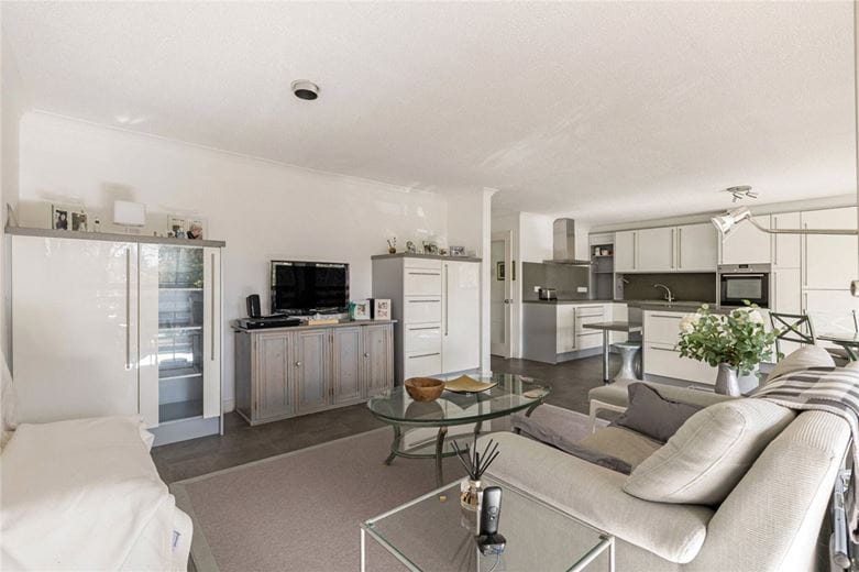 3 bedroom flat, Cavendish Avenue, Cambridge CB1 - Available