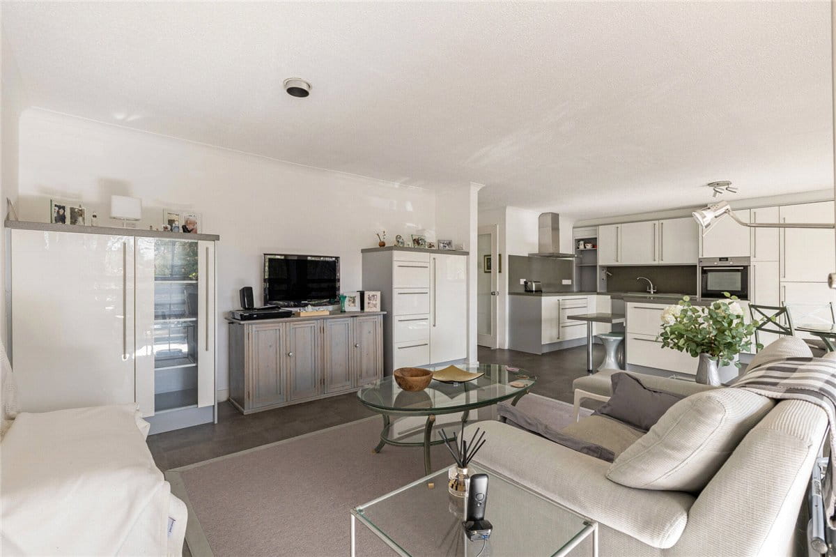 3 bedroom flat, Cavendish Avenue, Cambridge CB1 - Available