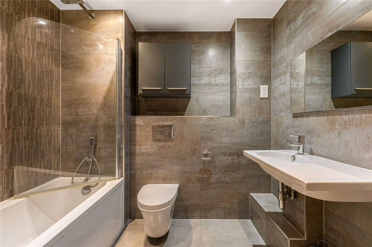 2 bedroom flat, Hills Road, Cambridge CB2 - Available