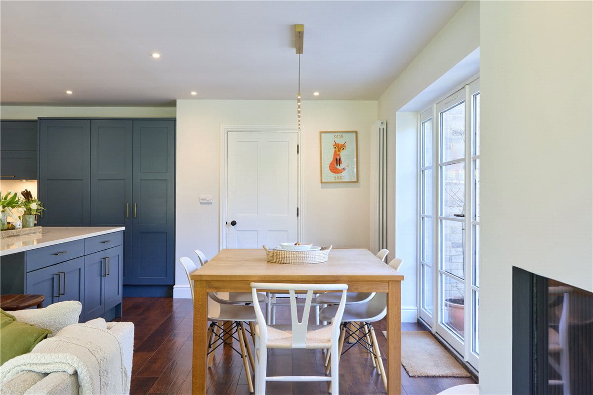 4 bedroom house, Cambridge Road, Oakington CB24 - Available