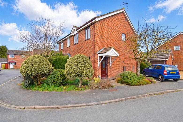 3 bedroom house, Harebell Close, Cherry Hinton CB1 - Available