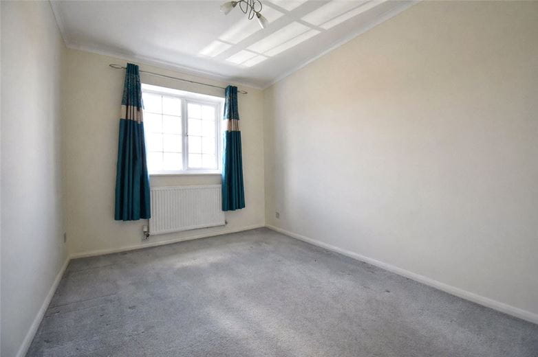 3 bedroom house, Tamarin Gardens, Cherry Hinton CB1 - Available